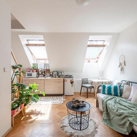Beethoven Apartment Bratislava Esterno foto