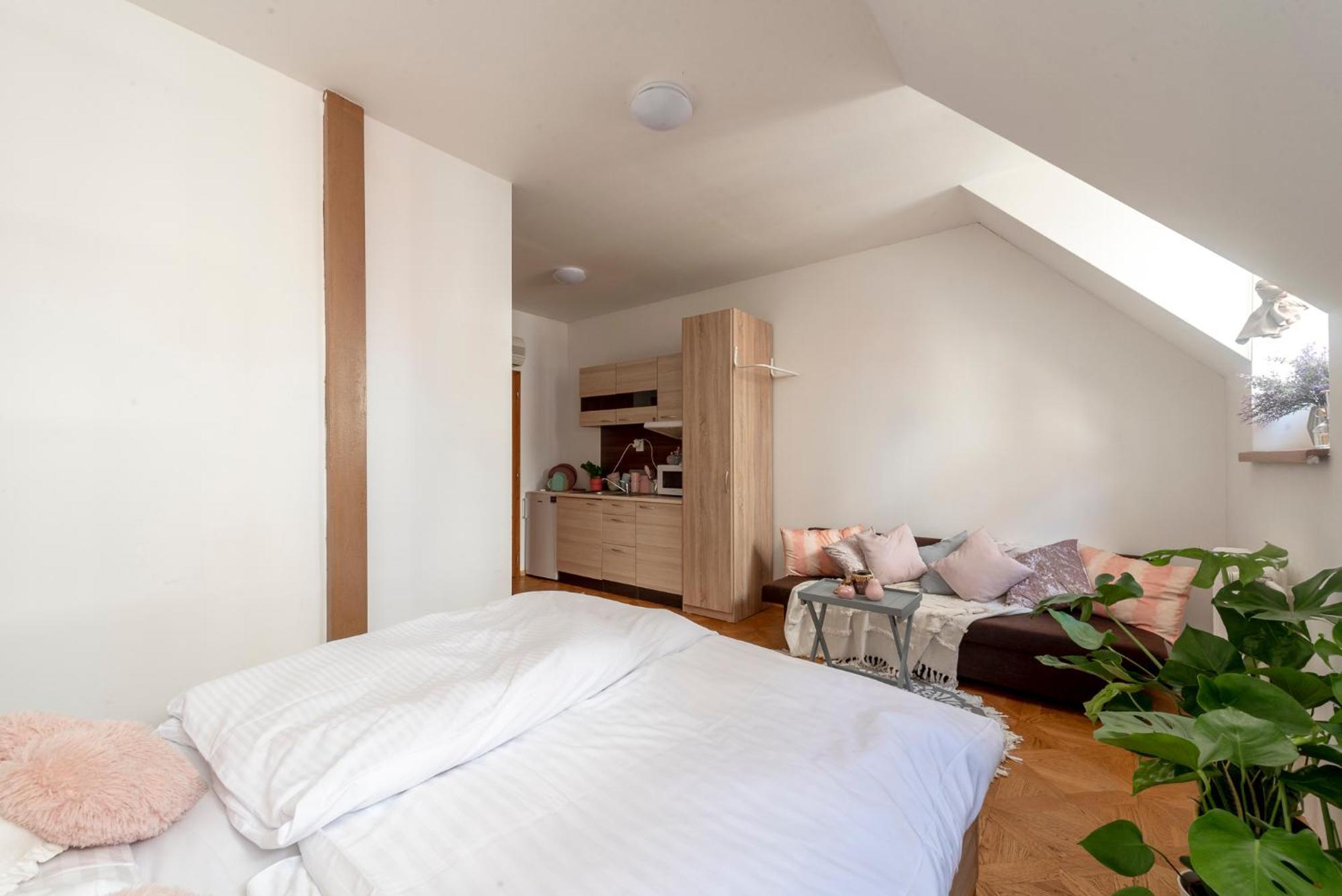 Beethoven Apartment Bratislava Esterno foto